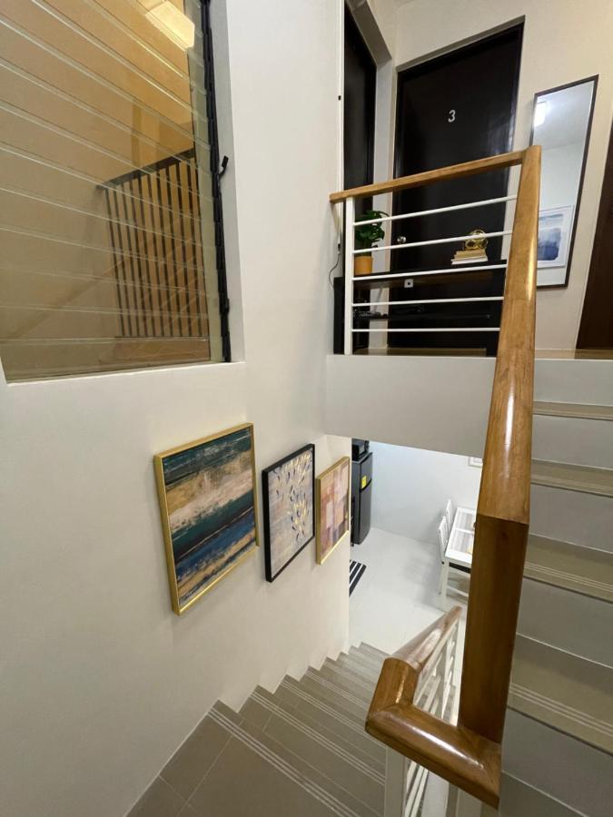 Fly & Rest Guesthouse - Mactan-Cebu International Airport Мактан Екстер'єр фото